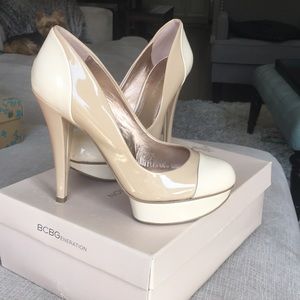 BCBG Buff Mojave Nude pumps